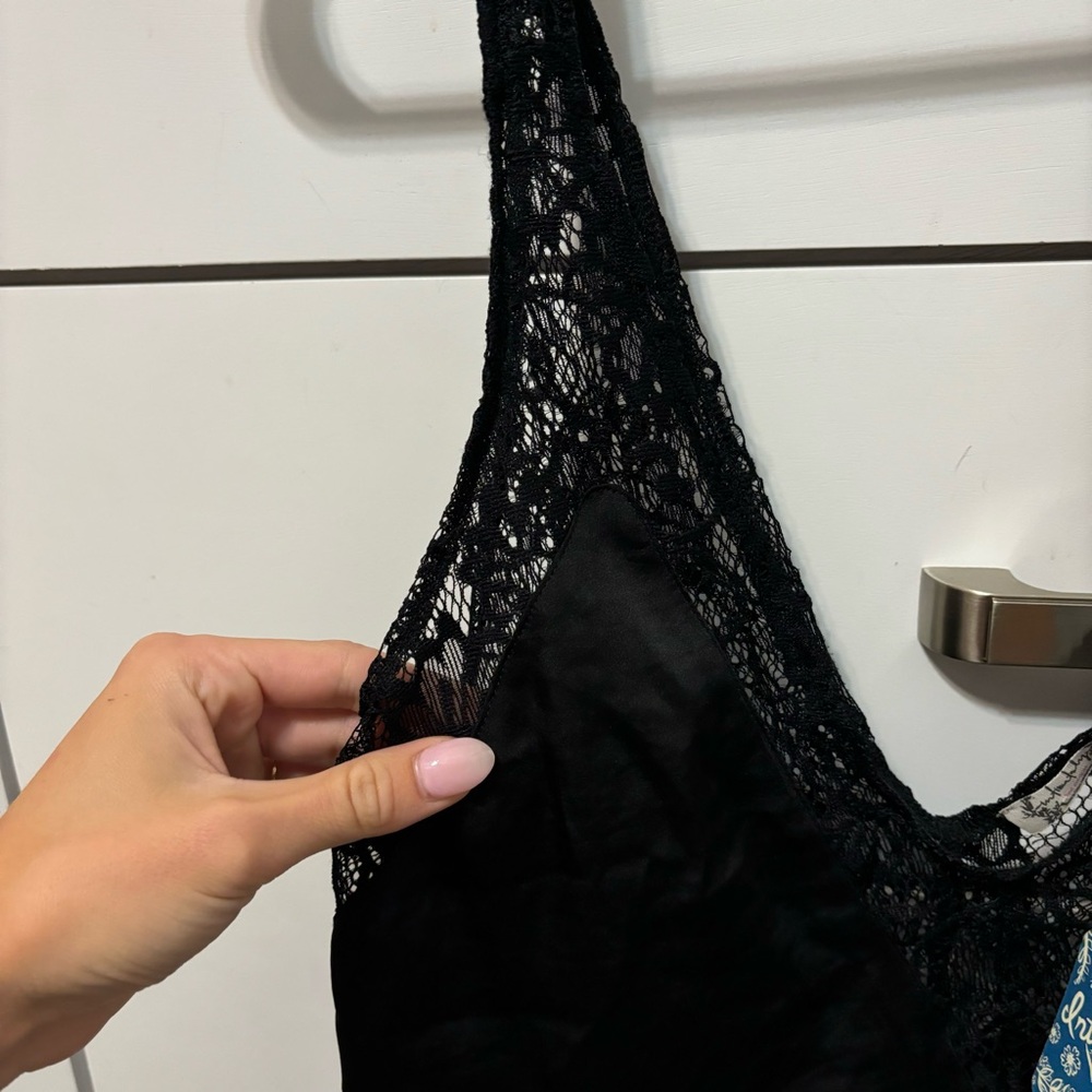 Free People In My Head Silk Satin Tank NWT - Picture 4 of 7